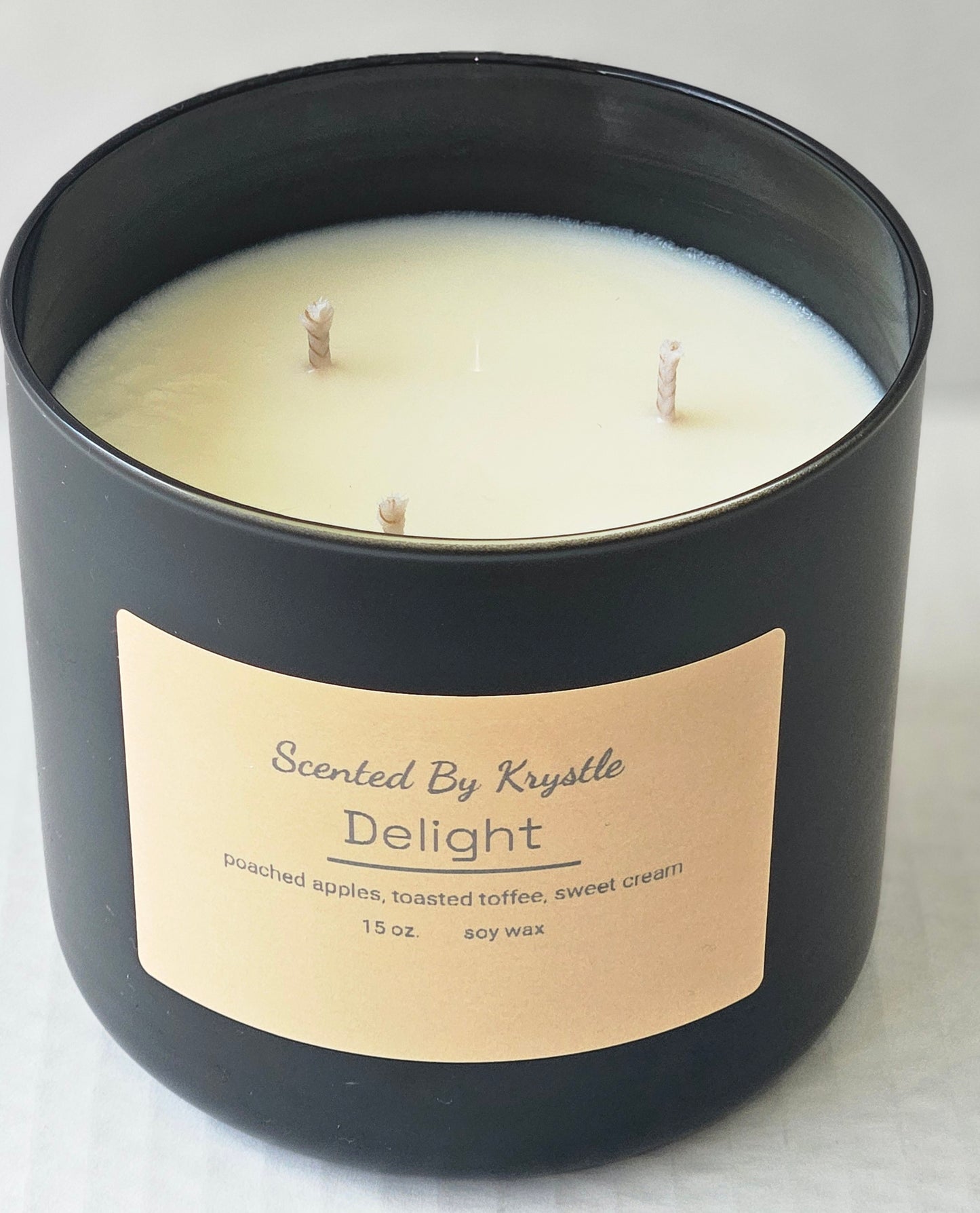 Delight Candle (15oz)